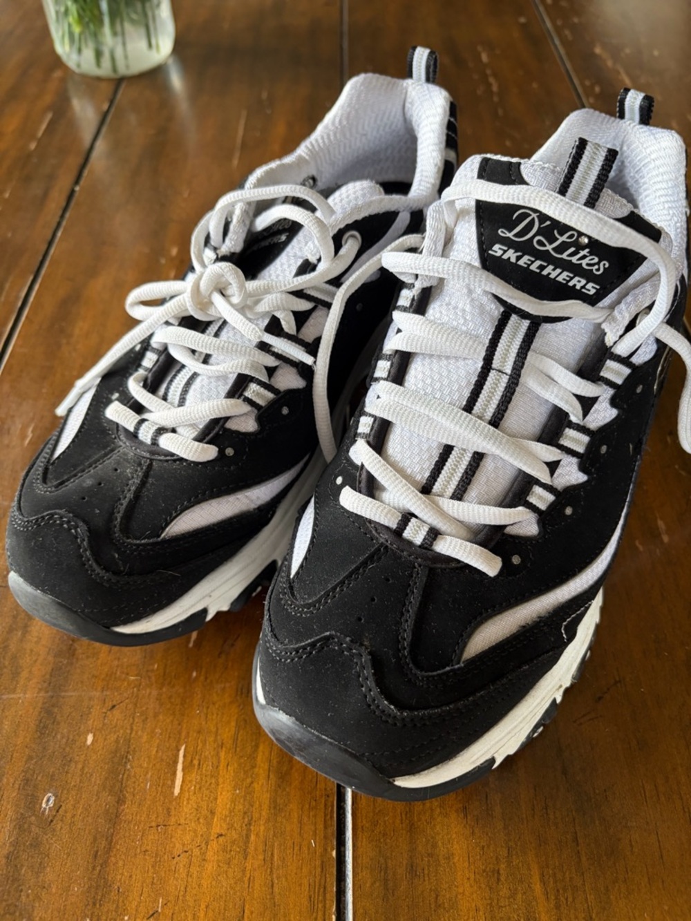 Skechers White and Black Athletic Memory Foam Sneaker